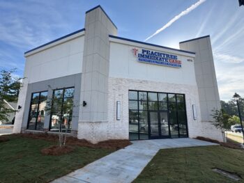A photo of the exterior of the Peachtree Immediate Care location in North Buckhead on a sunny day.